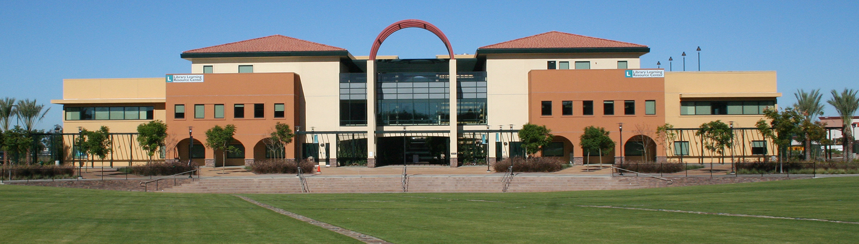 Miramar College library